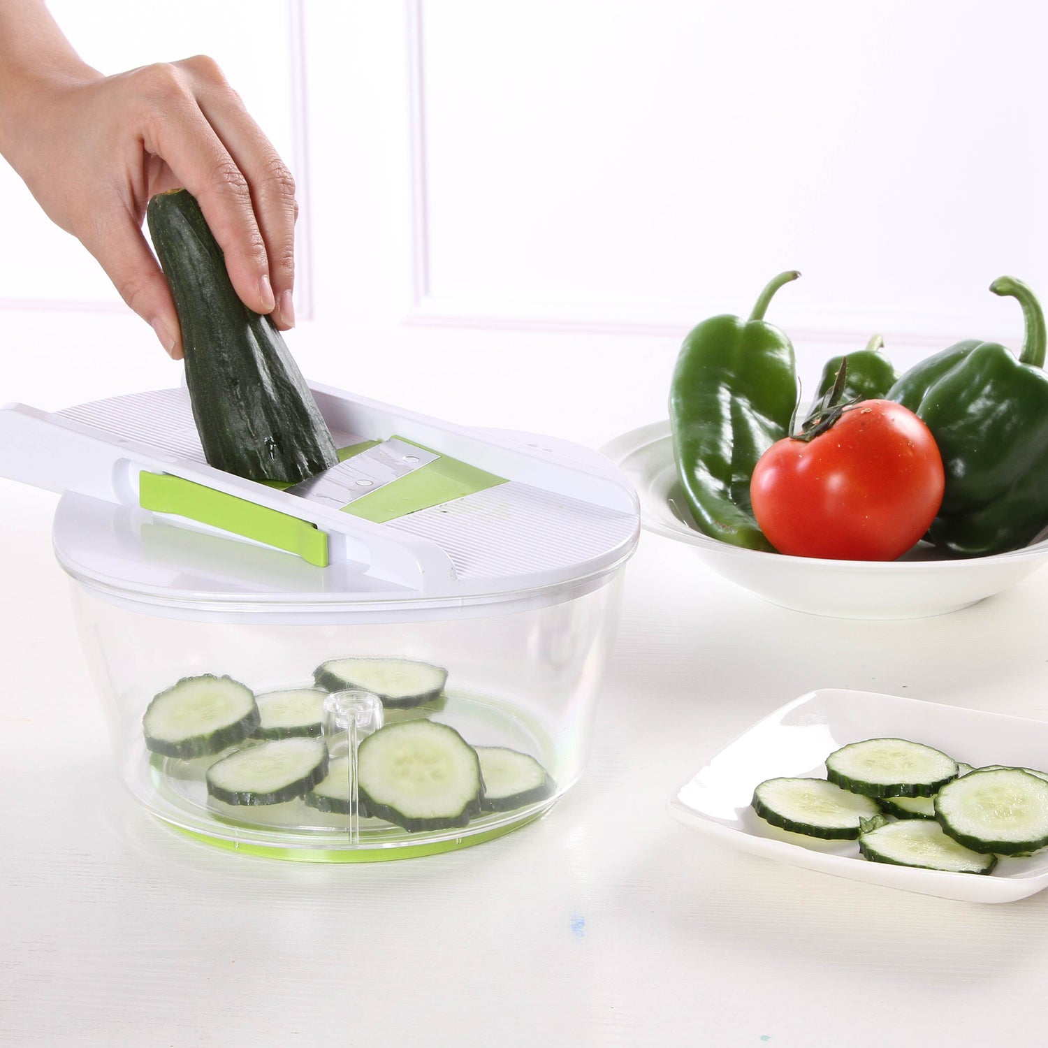 Hand Crank Food Processor with Stainless Steel Blades