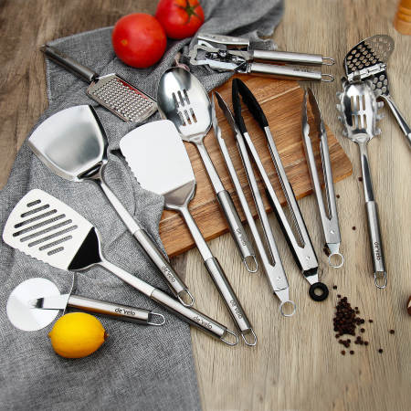 23-Piece Utensil Set