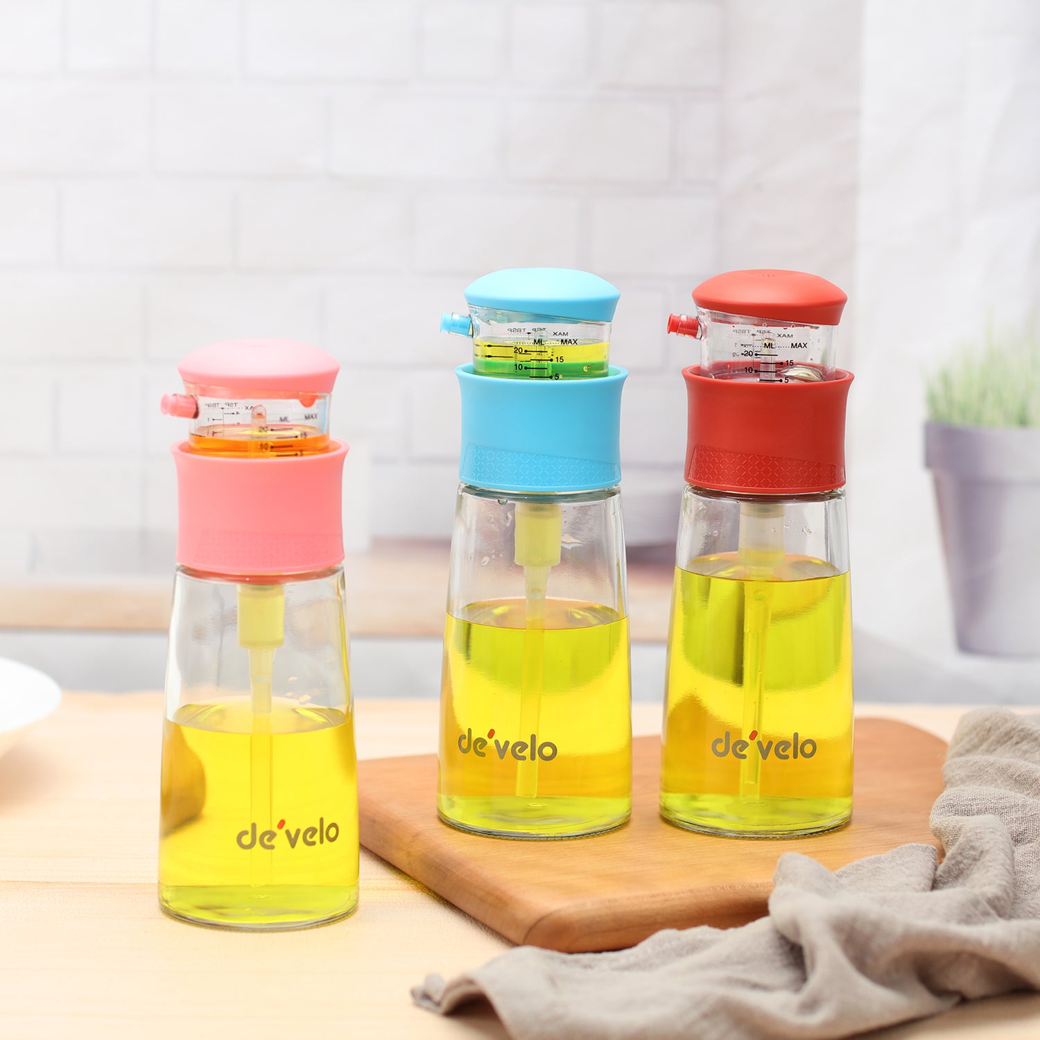  DE'VELO Olive Oil Dispenser Bottle for Kitchen - Olive